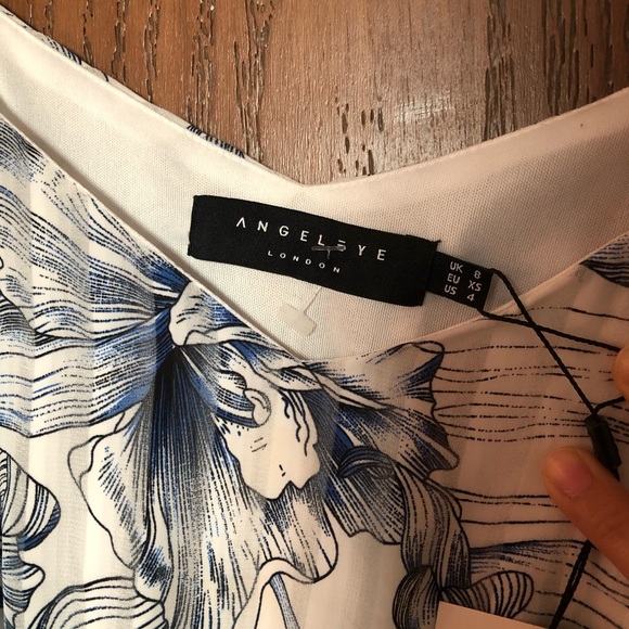 Angeleye floral open shoulder dress - Picture 4 of 9